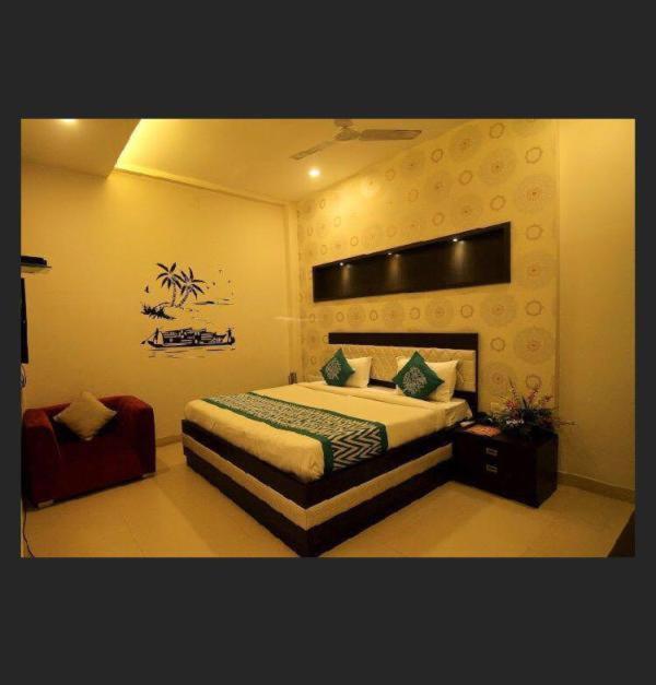 Hotel Rivera Palace Varanasi Exteriör bild