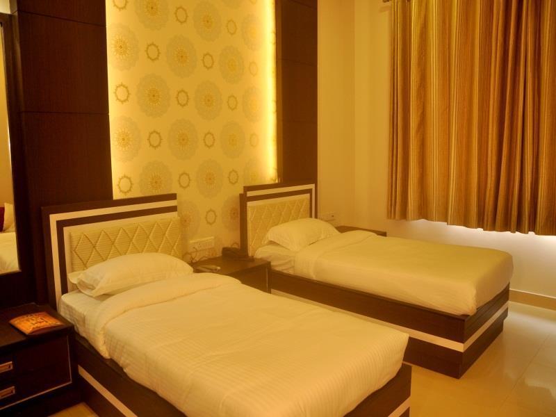 Hotel Rivera Palace Varanasi Exteriör bild